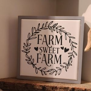 Farm sweet farm square wood sign